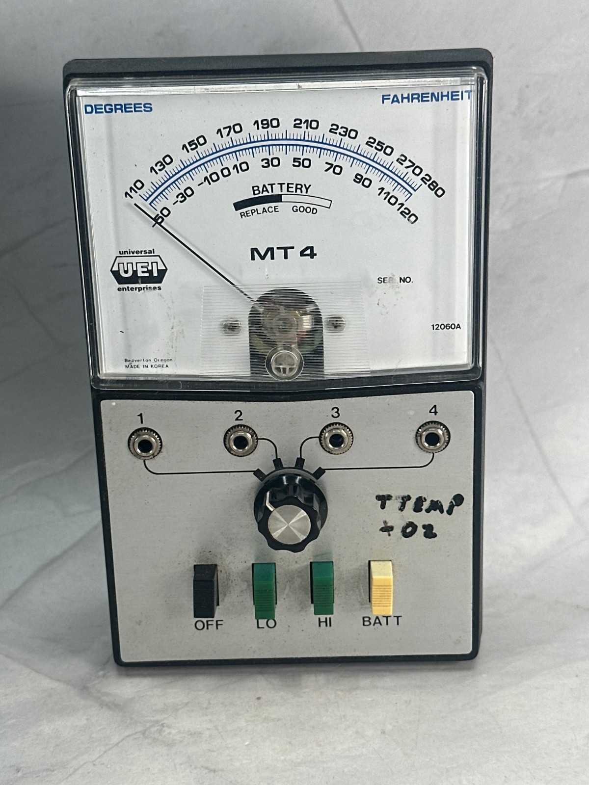 UEi MT4 Temperature Meter – Analog Thermometer with Probe, Case & Manuals