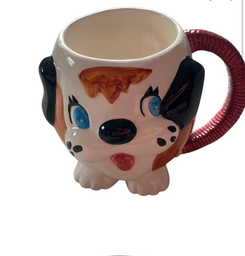 nestile carnation coffee mug 4” length dog figure