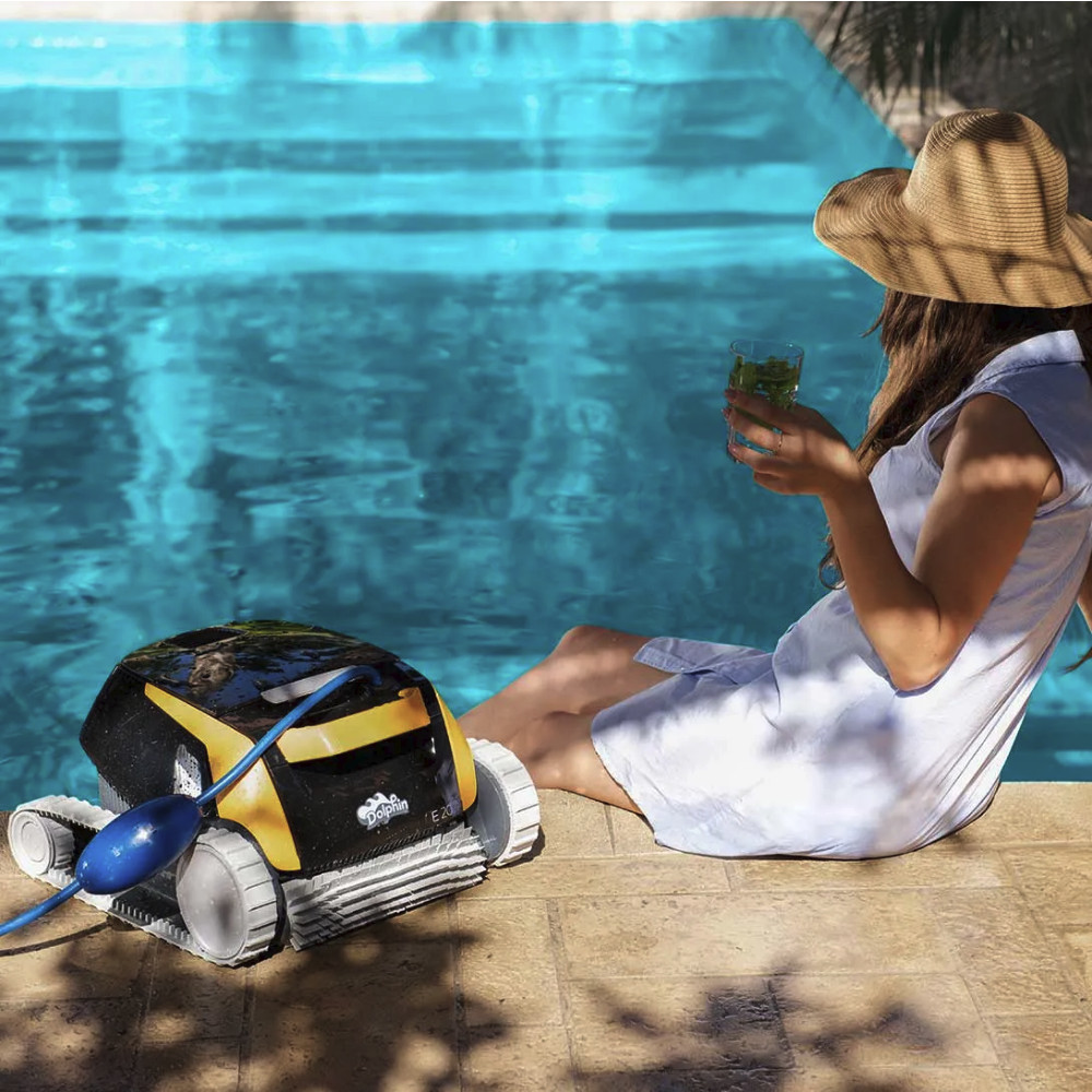 Dolphin™ E20 Robotic Pool Cleaner - Demo Model