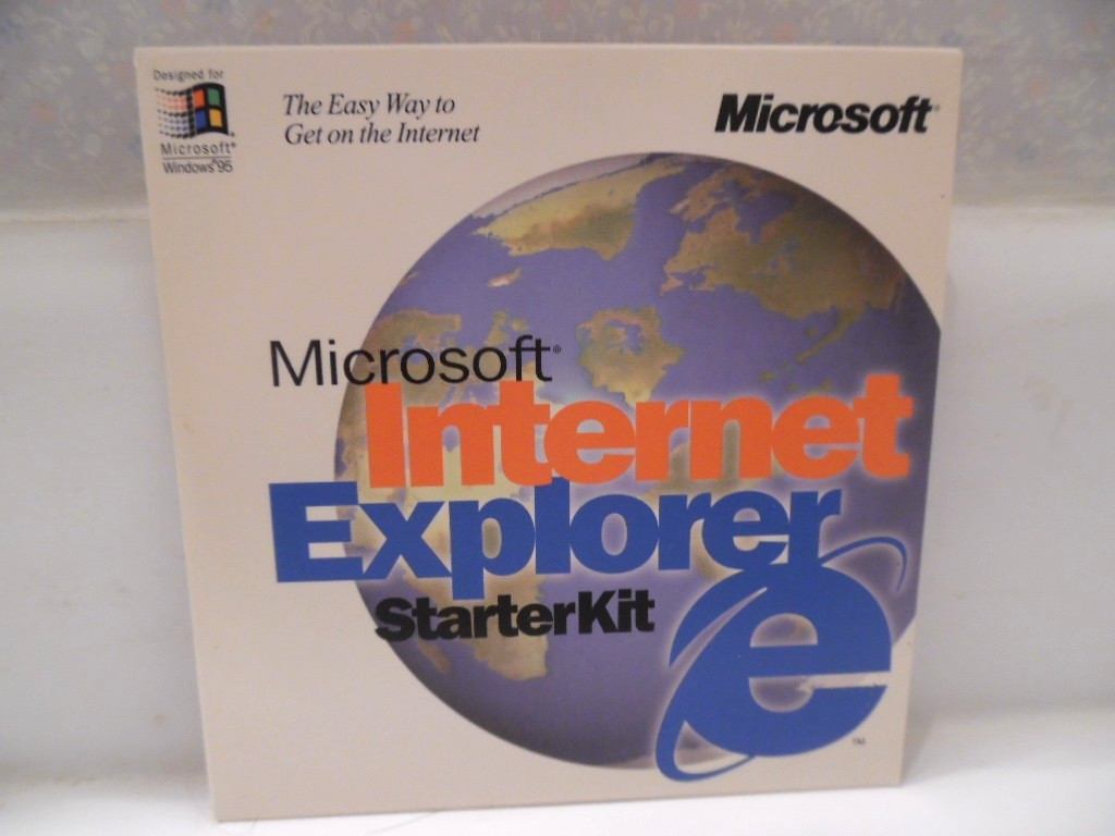 7 Vintage Internet Service Software CDs - SWBell, Netcomplete, Internet Explorer