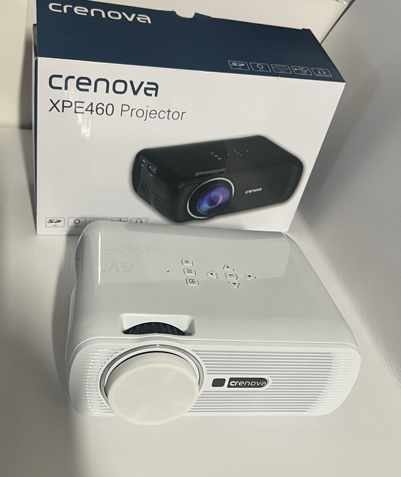 Crenova XPE460 Video LED TFT LCD technology Mini Projector