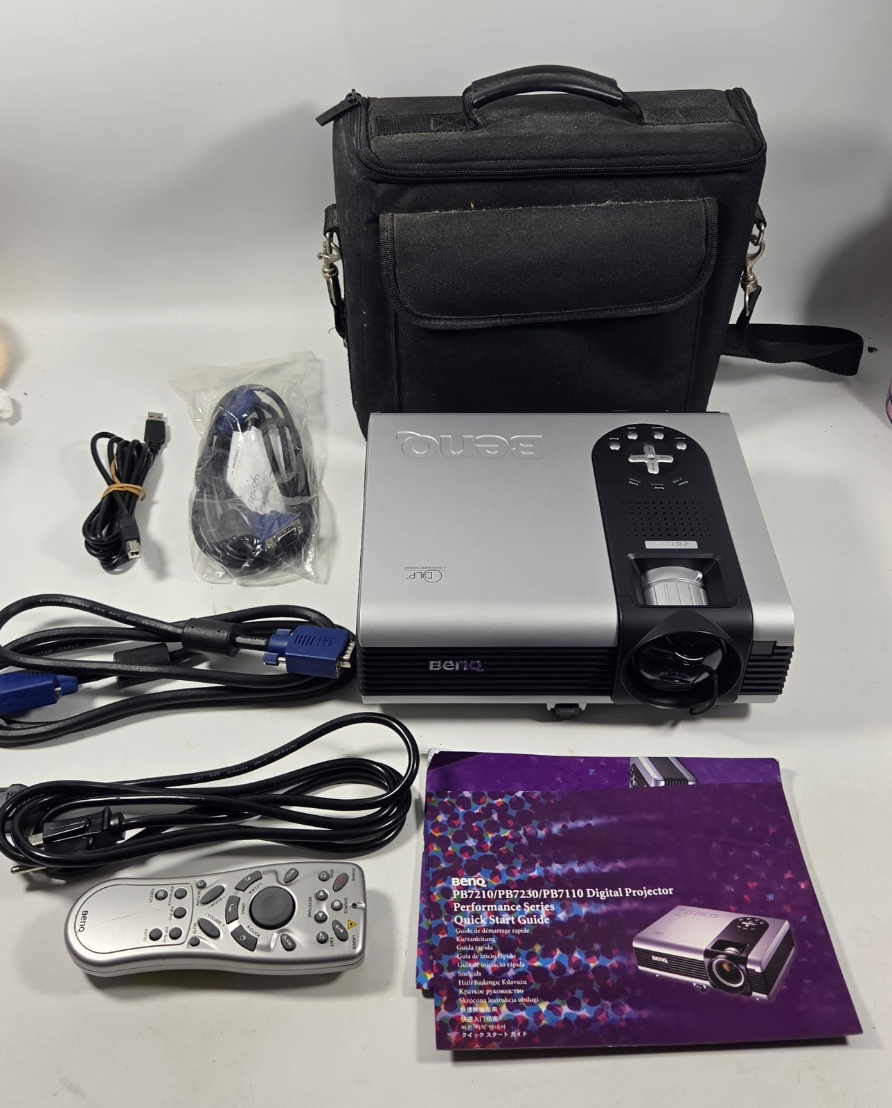 Benq PB7210 DLP 1080i 720 Projector + Remote Bag Cords Bundle Tested Working!