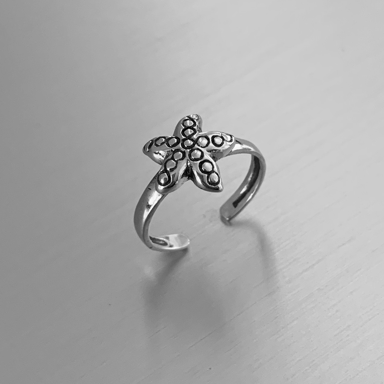 Sterling Silver Starfish Toe Ring, Silver Rings, Seashell Ring, Beach Ring