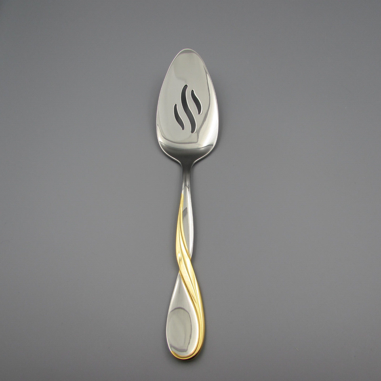 Oneida Stainless Flatware - GOLDEN AQUARIUS Pierced Dessert Server NOS USA