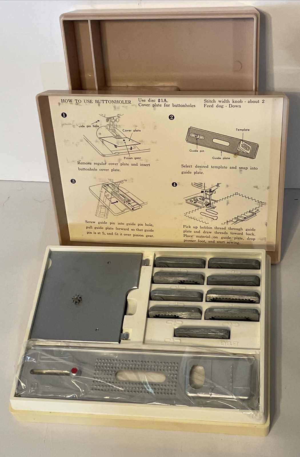 Vintage Sears Kenmore Accessory Buttonholer In Original Case For Kenmore #1750