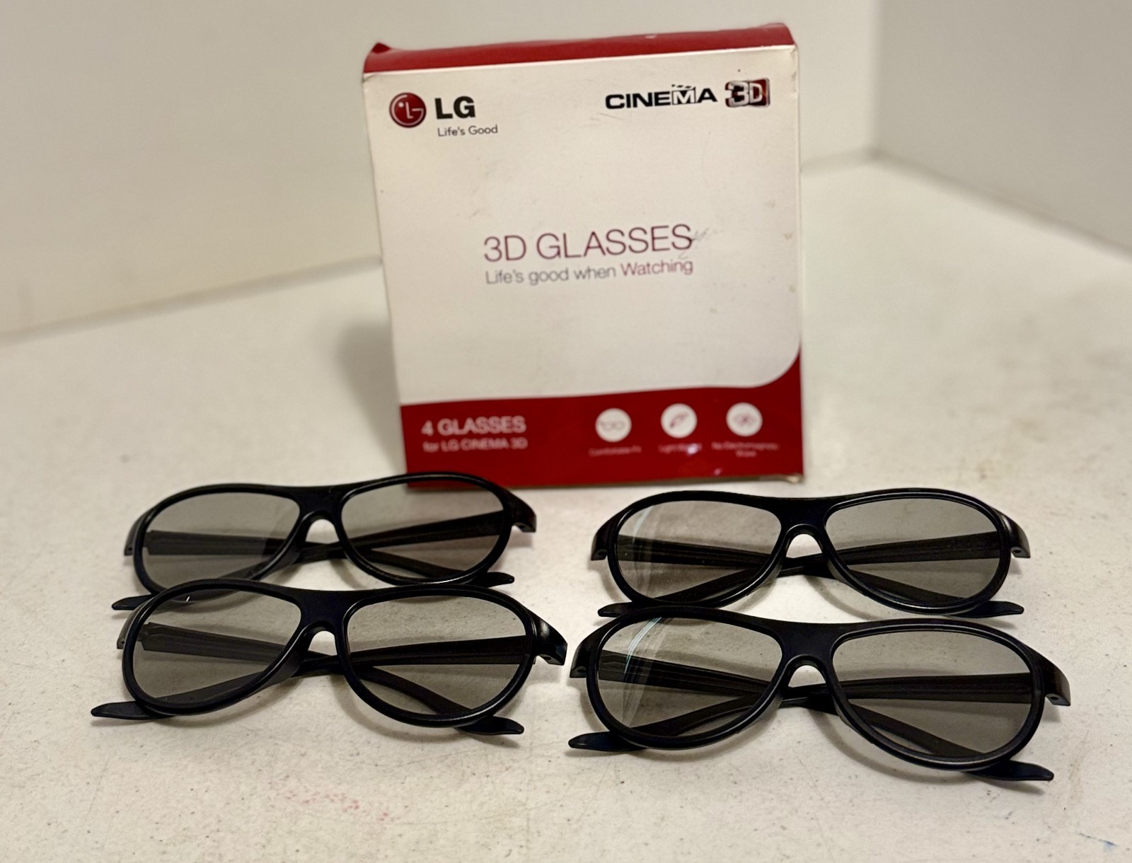 Set of 4 LG Cinema 3D Glasses AG-F310 LG 3D TV AG-F310 (X4) BUNDLE New Open Box