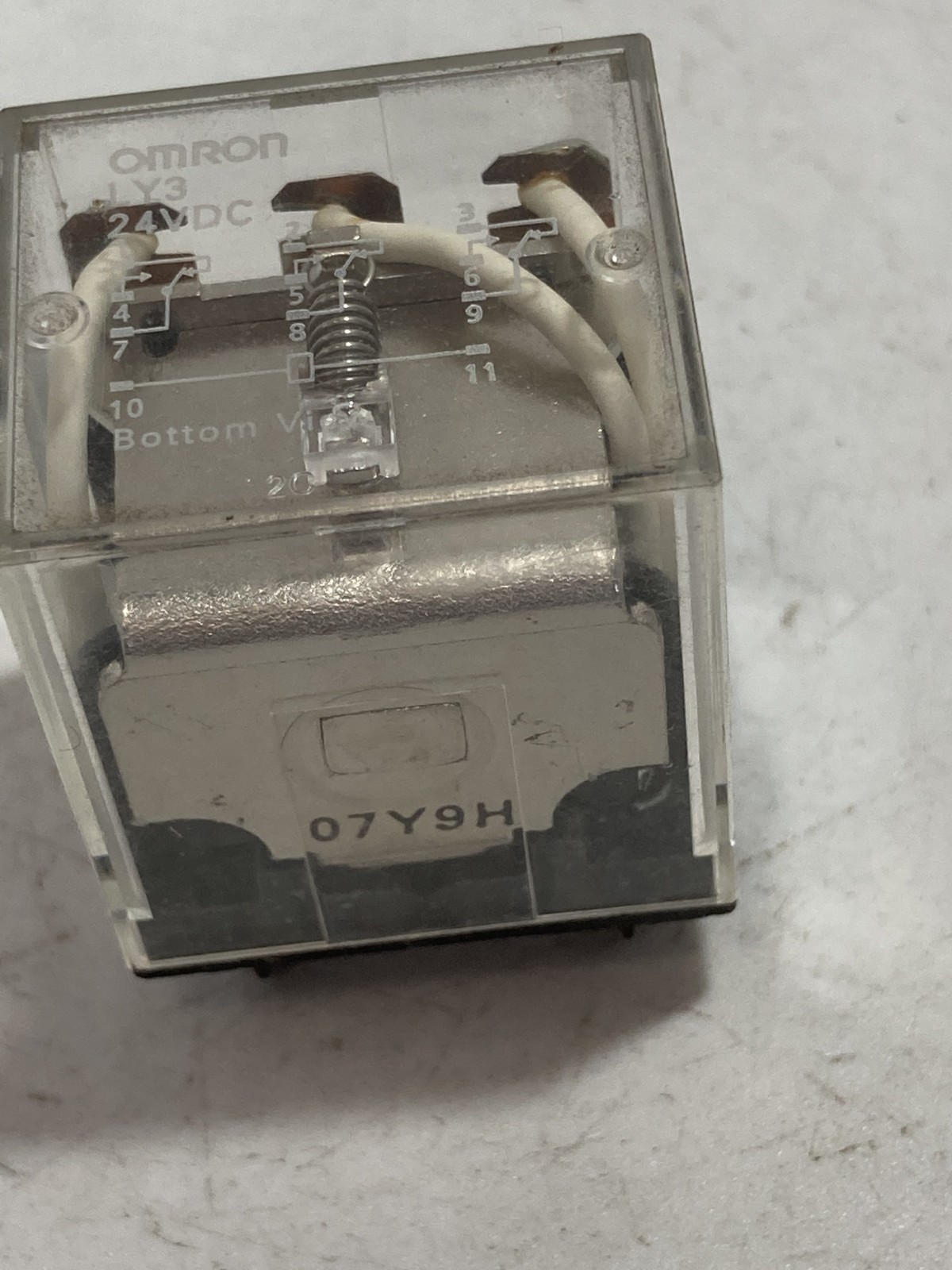 OMRON LY3 RELAY 24VDC 11 BLADES NNB