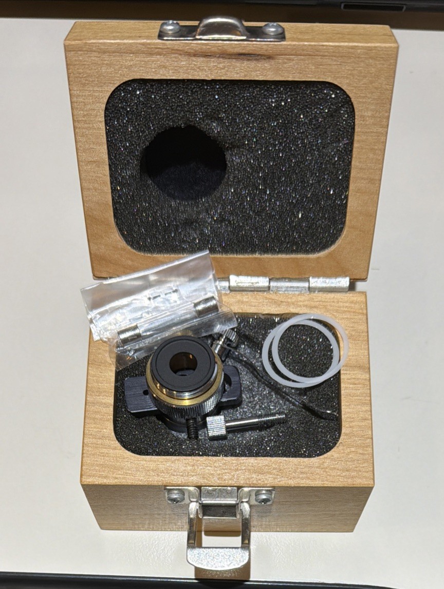 MAC McCrone 10X Dispersion Staining Objective (DOS) Wooden  Case