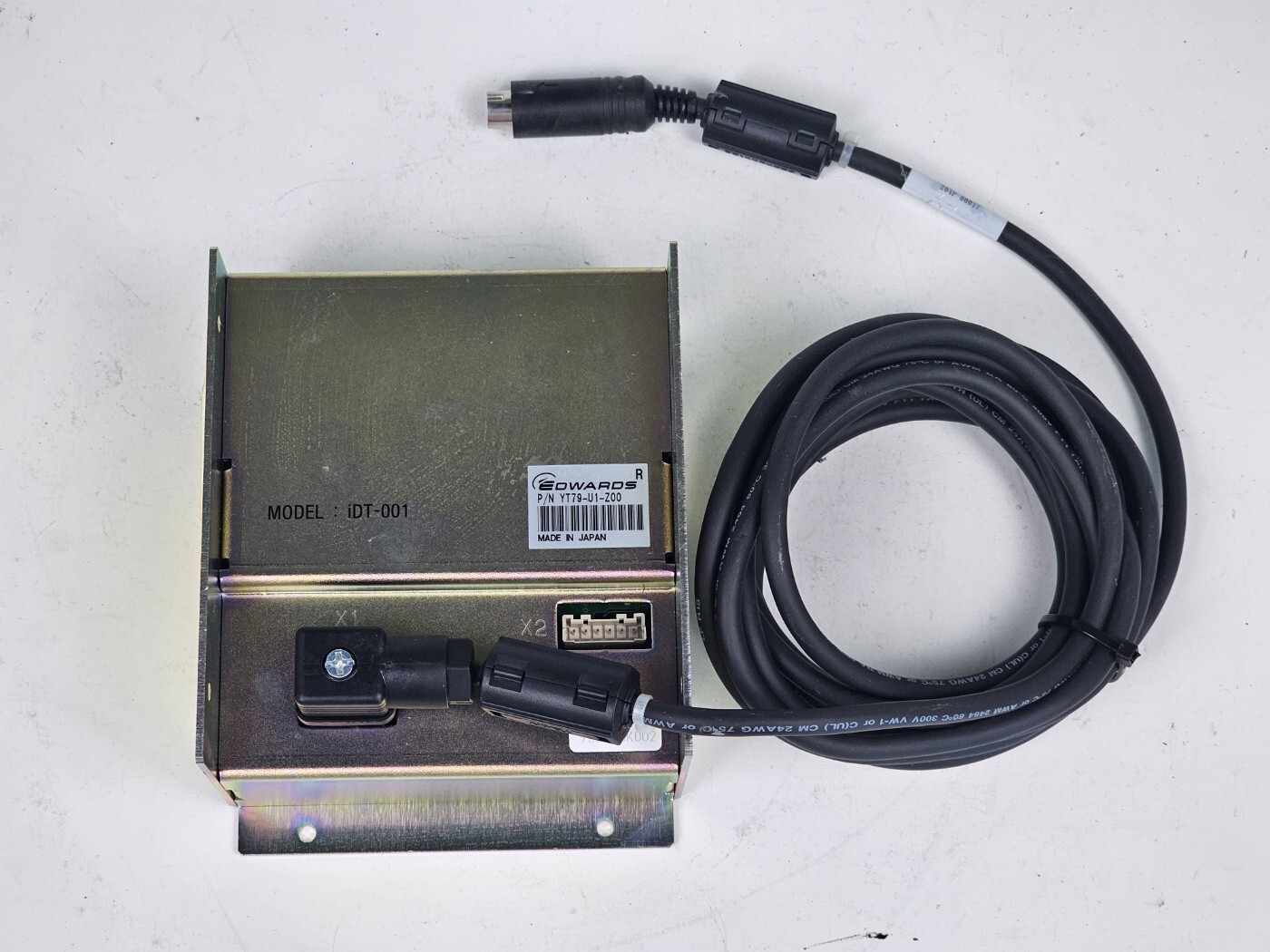 EDWARDS STP-iX pump series iDT-001