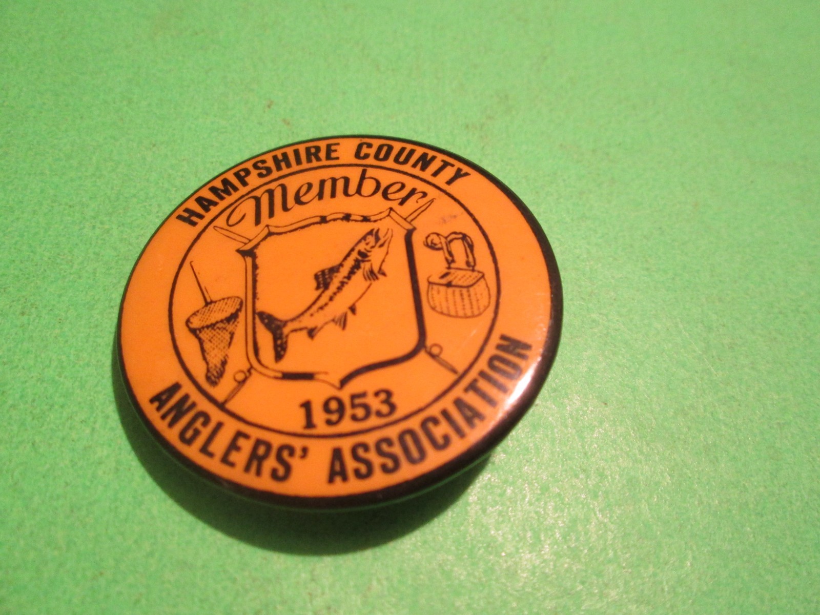 Vtg 1953 FISHING PIN BADGE Hampshire County Anglers Assn Massachusetts Fisherman