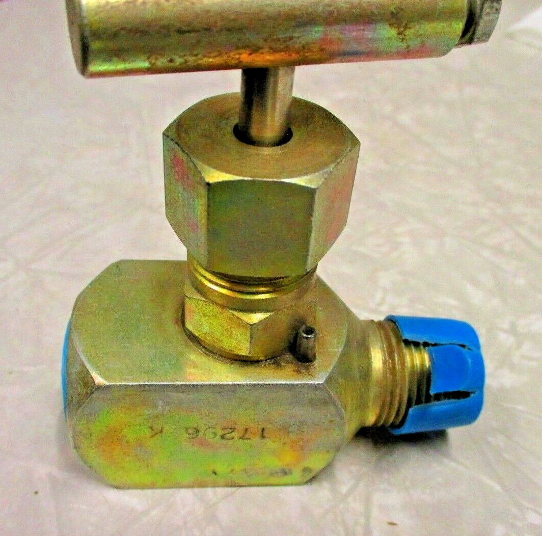 Needle Valve | HEX VALVE HN491S3331412 | 1/2" M x F NPT | 6185 psi Integral Seat