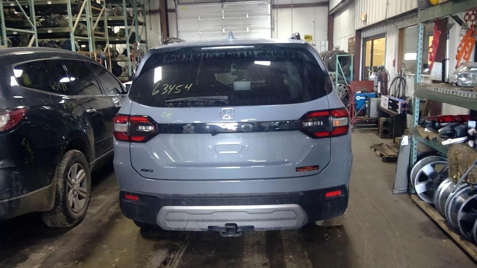 Used Floor Jack fits: 2024 Honda Pilot Grade A