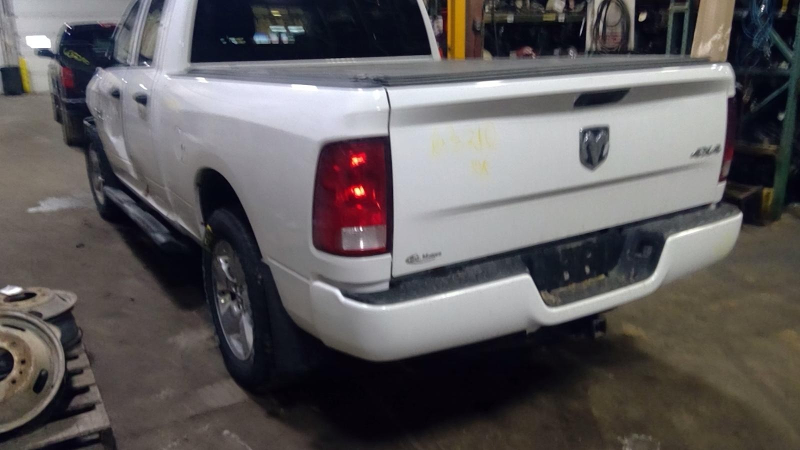 Used Floor Jack fits: 2018 Ram Dodge 1500 pickup Grade A