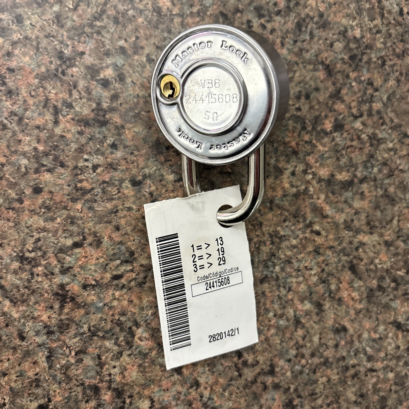 Master Lock 1525 Combination Padlock - New Open Box