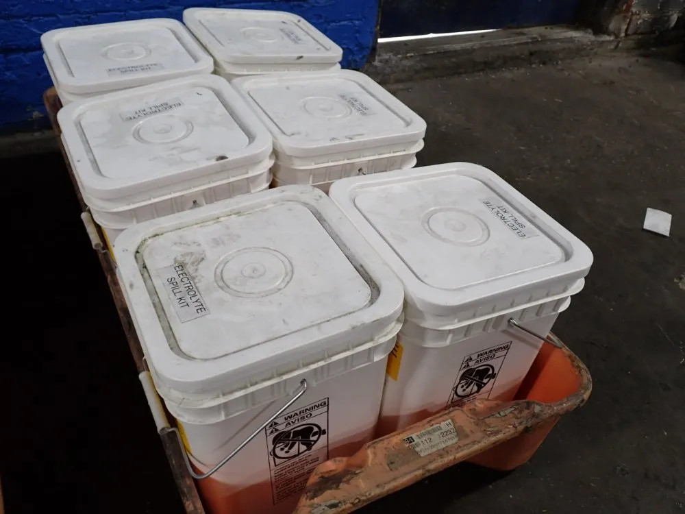 ELECTROLYTE SPILL KIT 04191266135