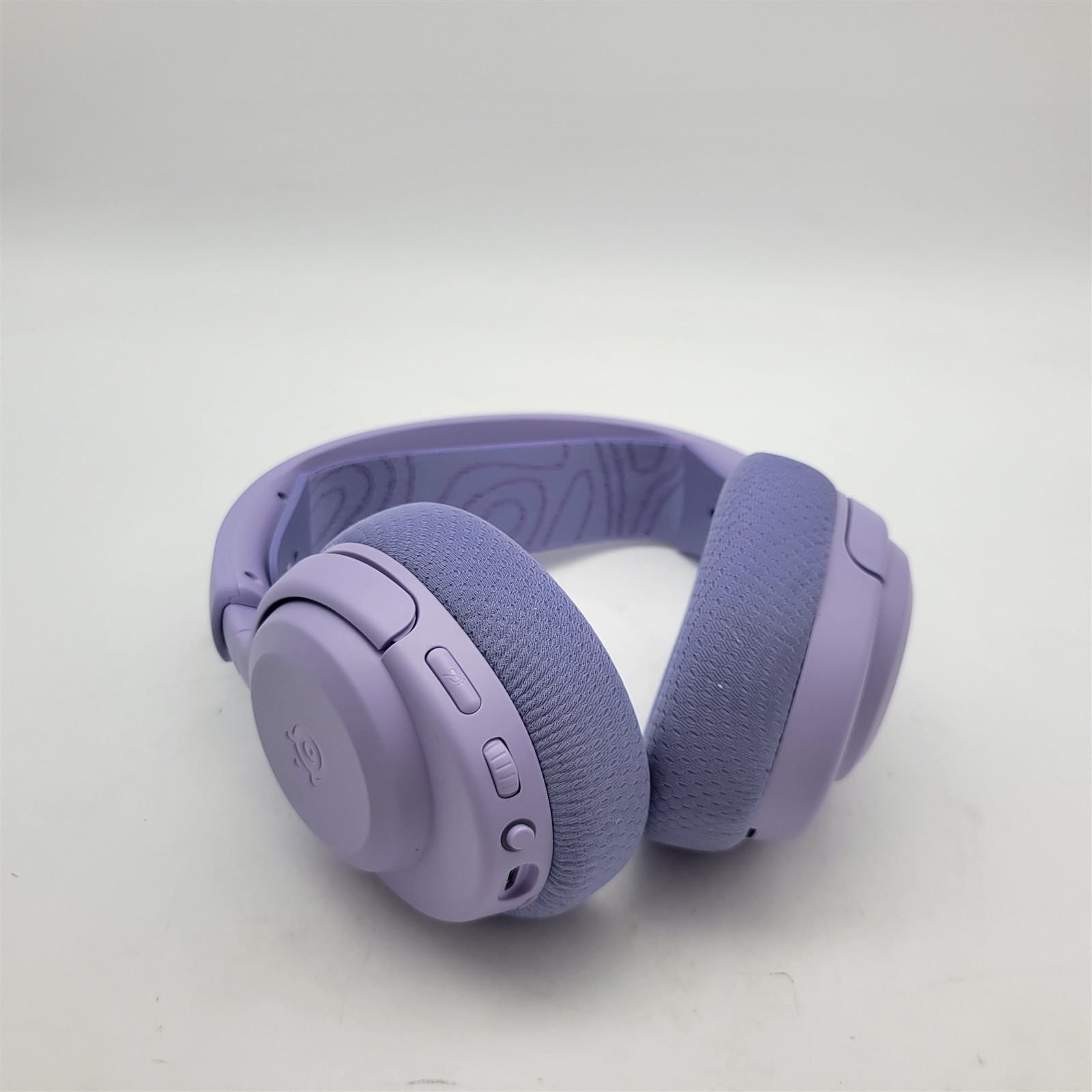 SteelSeries Arctis Nova 3P Wireless Multi-Platform Gaming Headset — Lavender