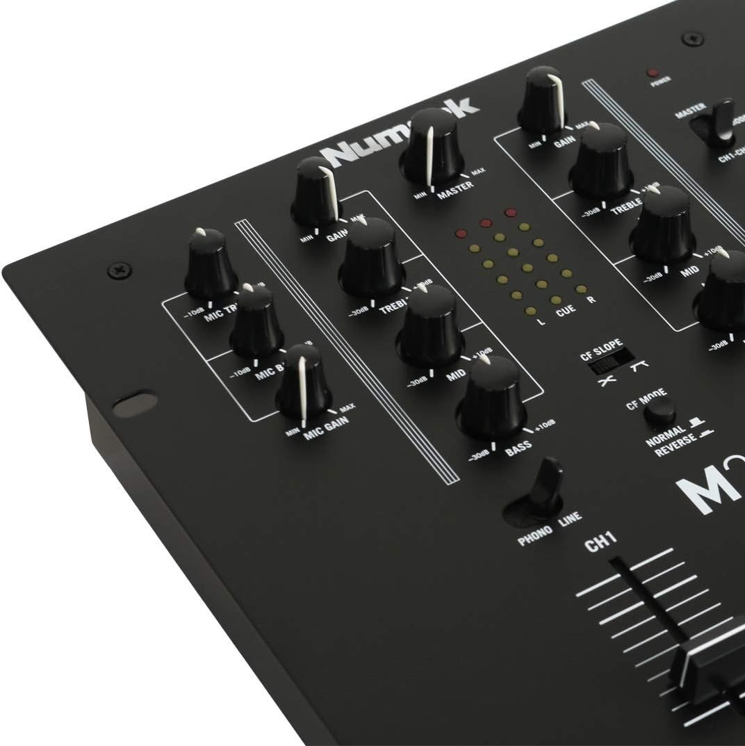 Rack Mountable Scratch Mixer with Microphone Input
