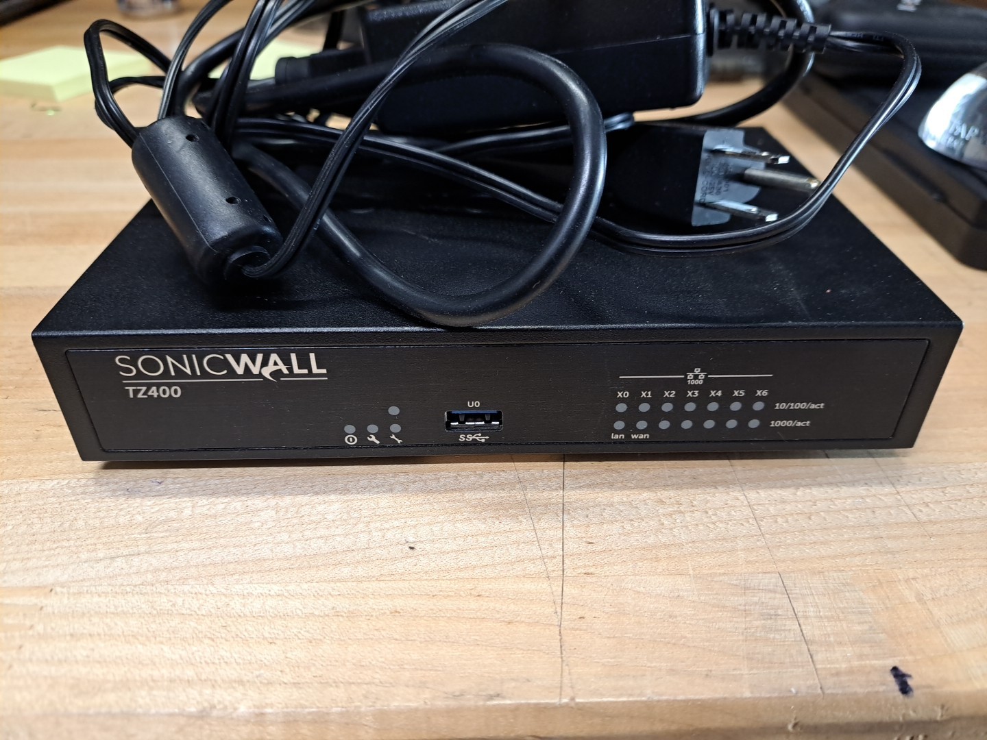 SonicWall TZ400 Network Security - APL28-0B4 Firewall Appliance