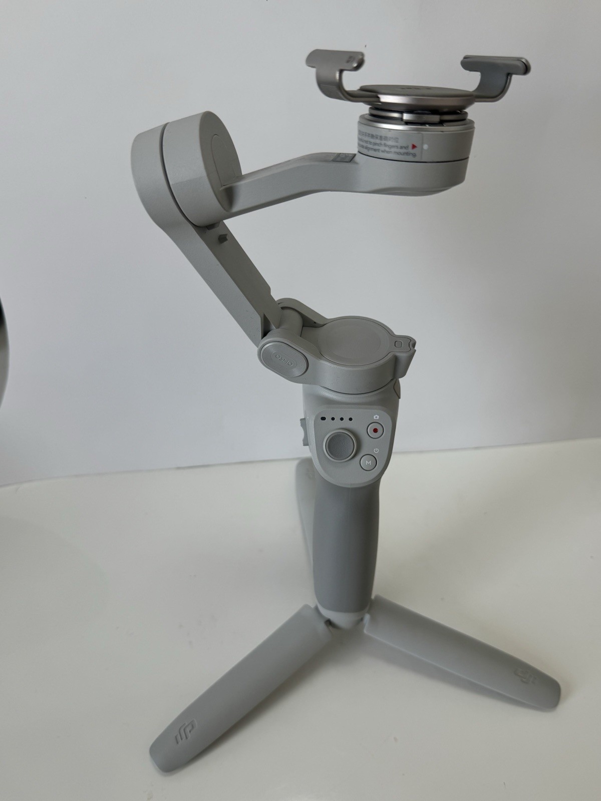 DJI OM 4 Osmo Mobile 4 3-Axis Smartphone Gimbal w/ Magnetic Clamp & Tripod