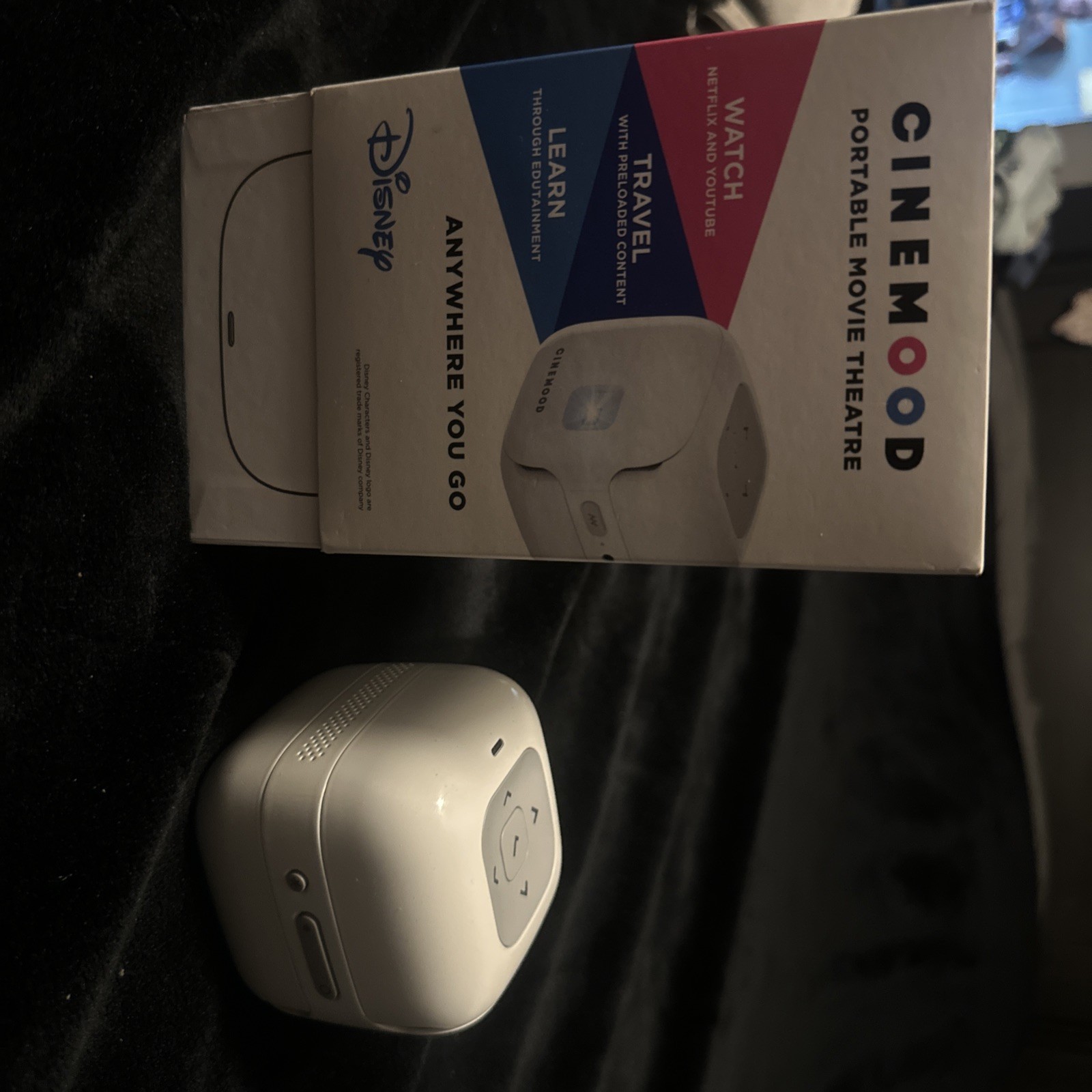 CINEMOOD CNMD0016 Portable Movie Theatre Projector - White