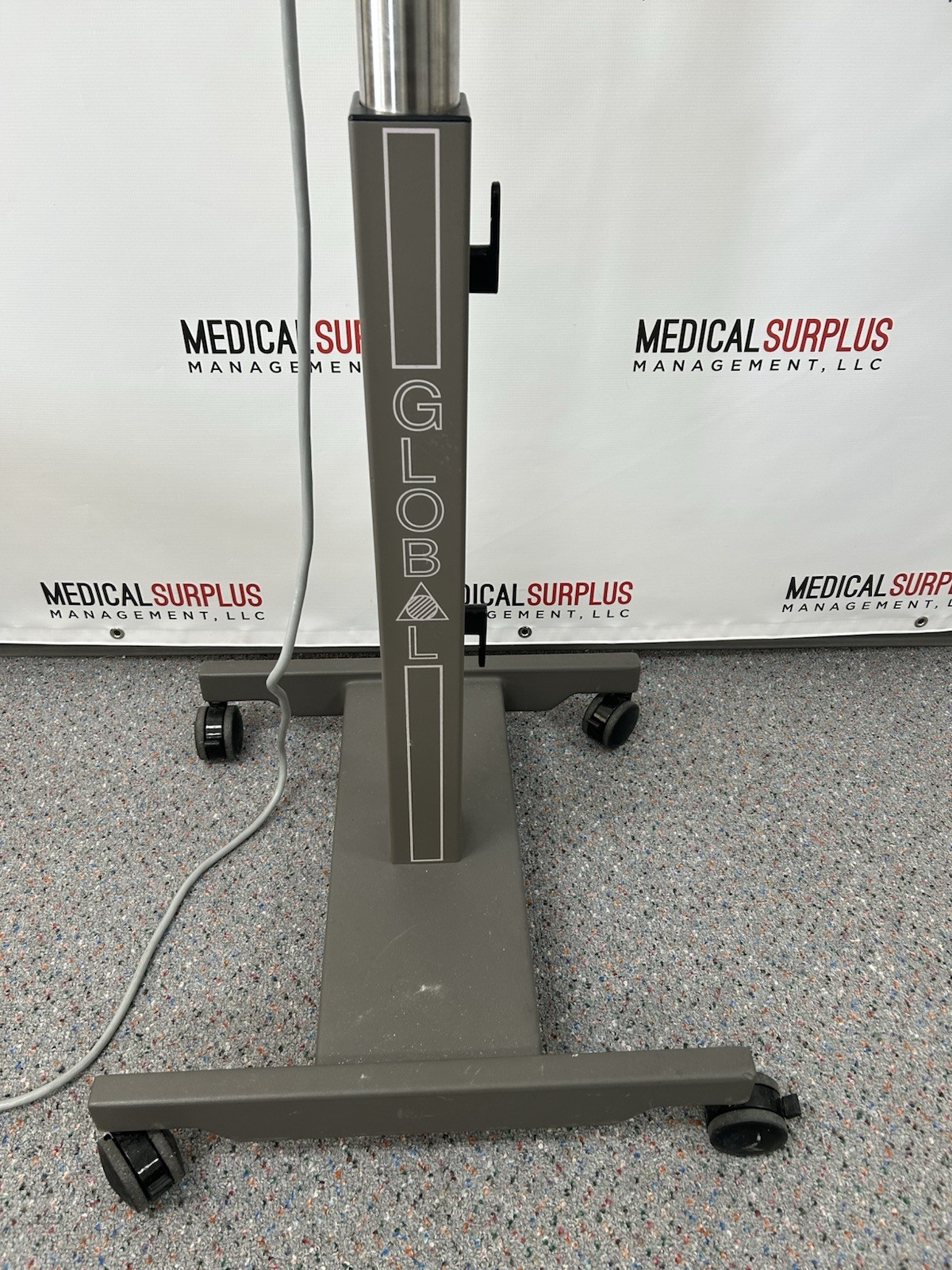Global M-703F Surgical Microscope