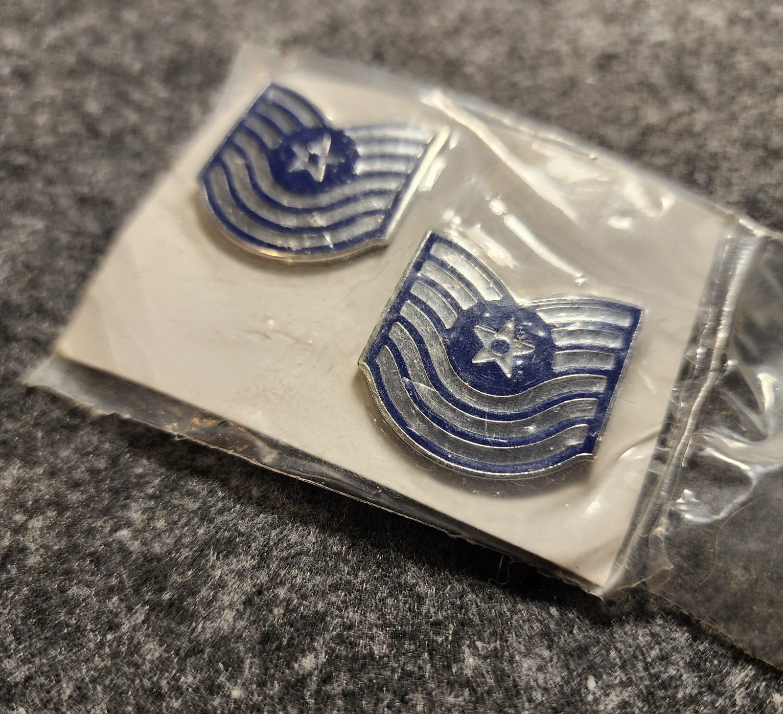 U. S. Air Force Master Sergeant E-7 Collar Insignia and Epaulets - Dated 4/85