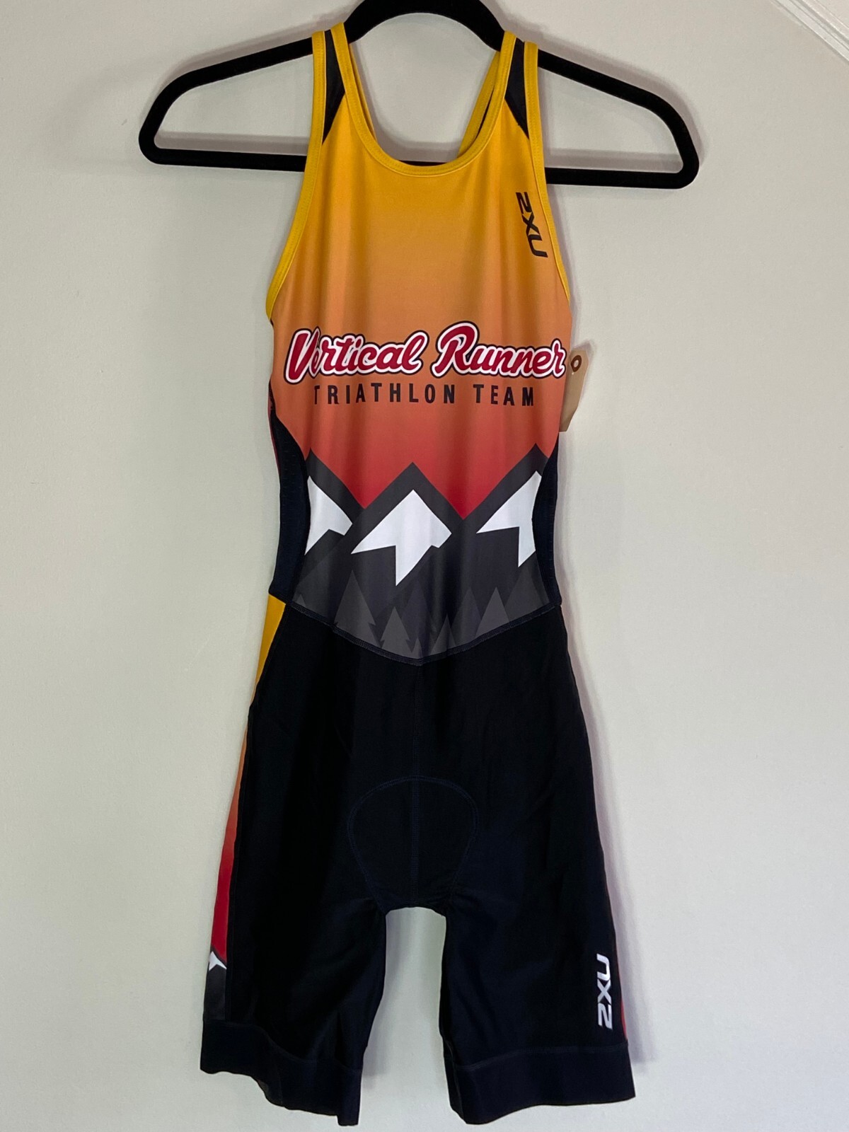 New 2XU Women Perform Y Back Trisuit Small Custom Vertical Runner 3 Back Pockets