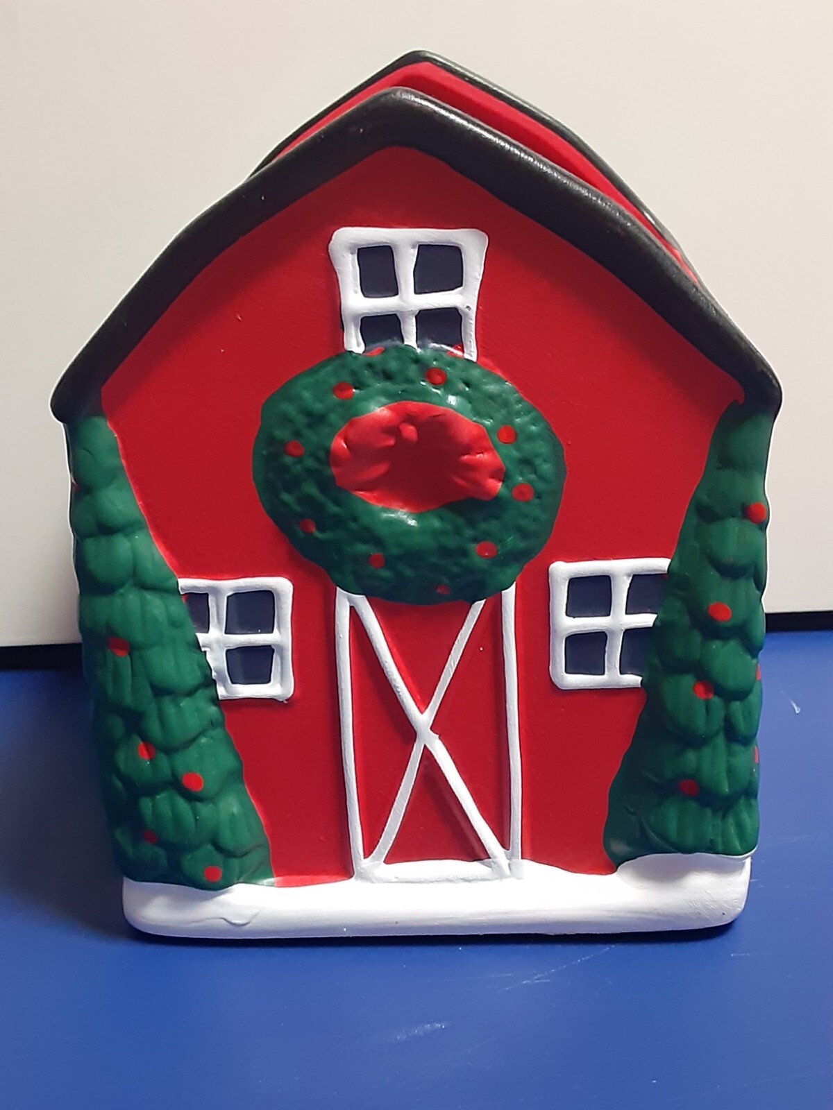 Red Barn Christmas Planter!