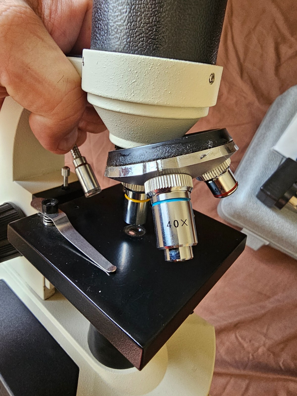Motic Ecoline Advanced Digital Microscope Nice Lenses, 3.5" LCD Screen, Camera
