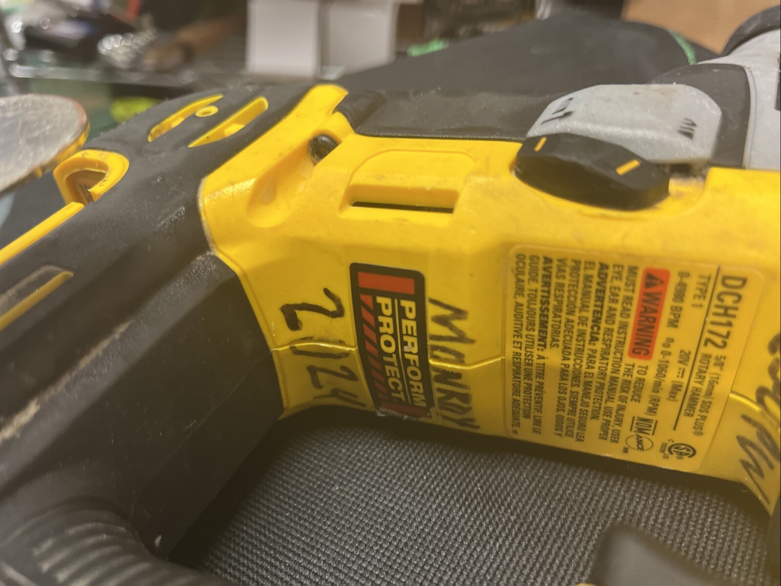 DEWALT Lithium DCH172 5/8" Rotary Hammer Tool Only