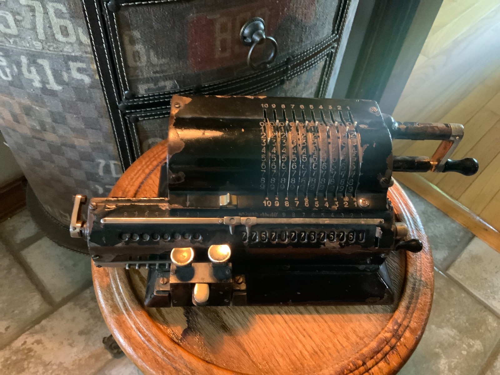 Antique pinwheel Mechanical Calculator Made in Sweden Stamped 5450-1  Model 27