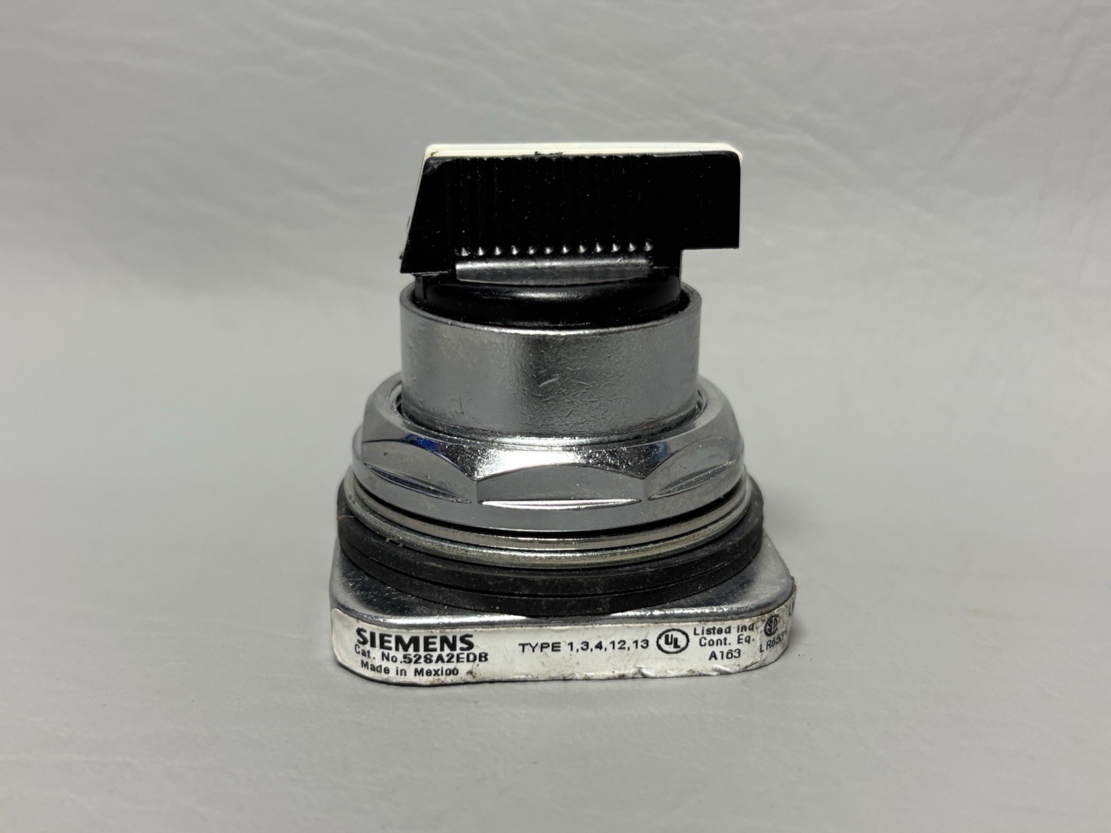 SIEMENS 52SA2EDB SELECTOR SWITCH CONTROL