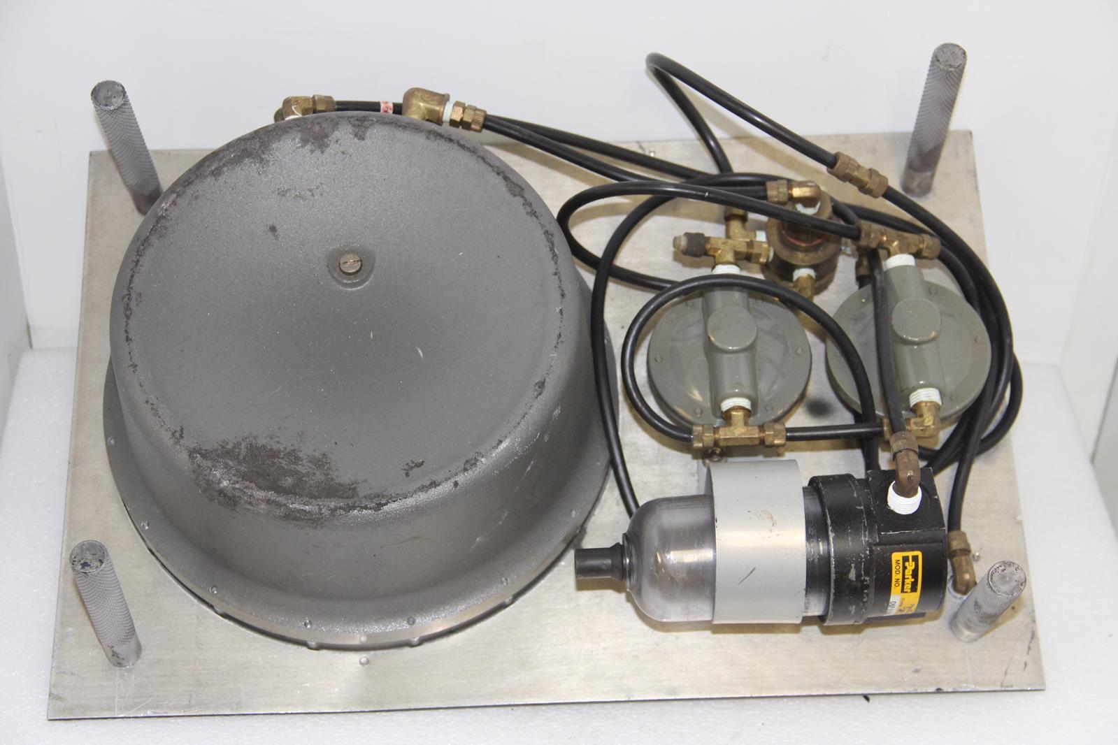WALLACE & TIERNAN FA-235 Precision Pneumatic Calibrator