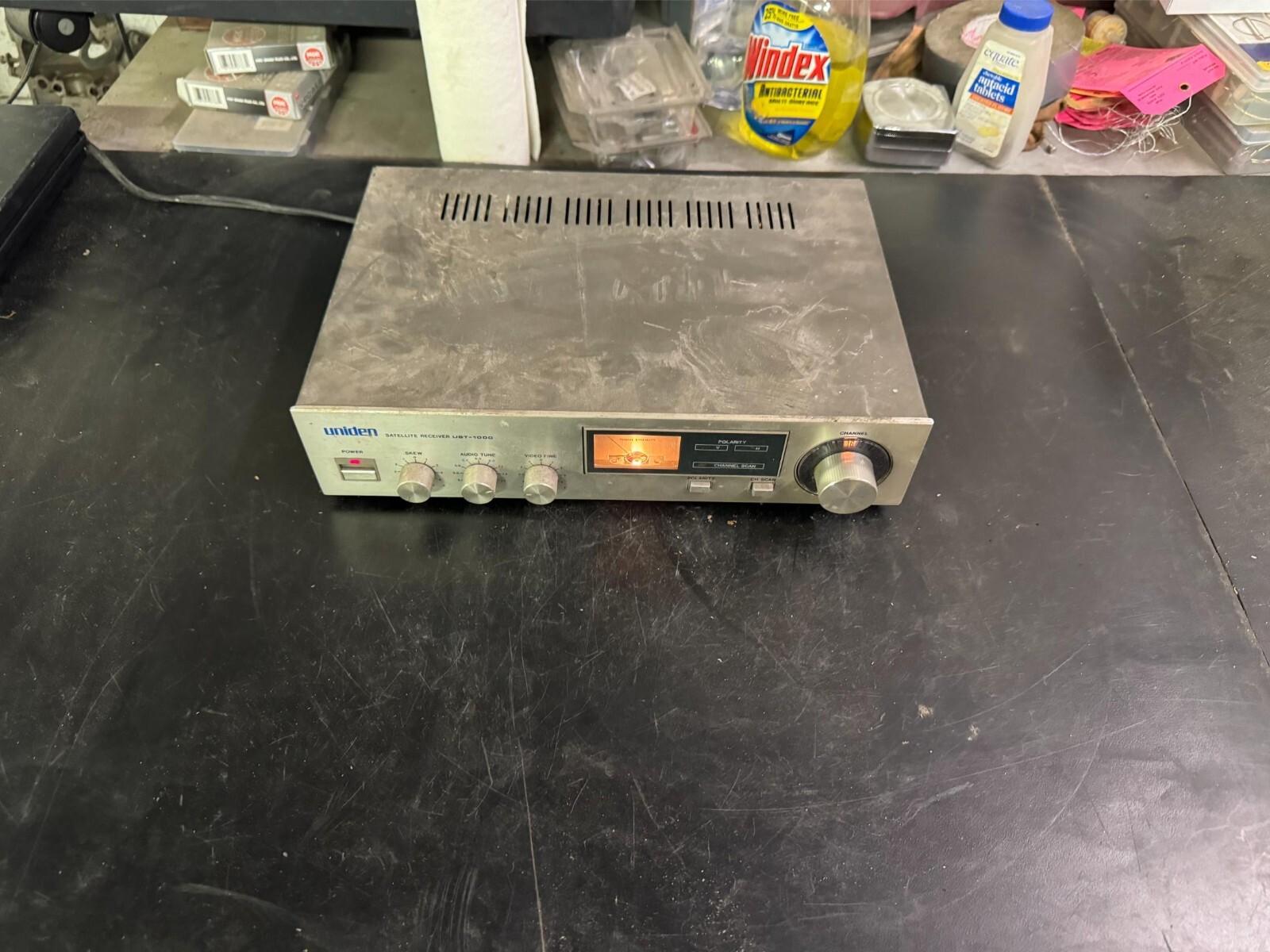 Vintage Uniden Satellite TV Receiver UST-1000 24 Channels 60Hz 40 Watts Untested