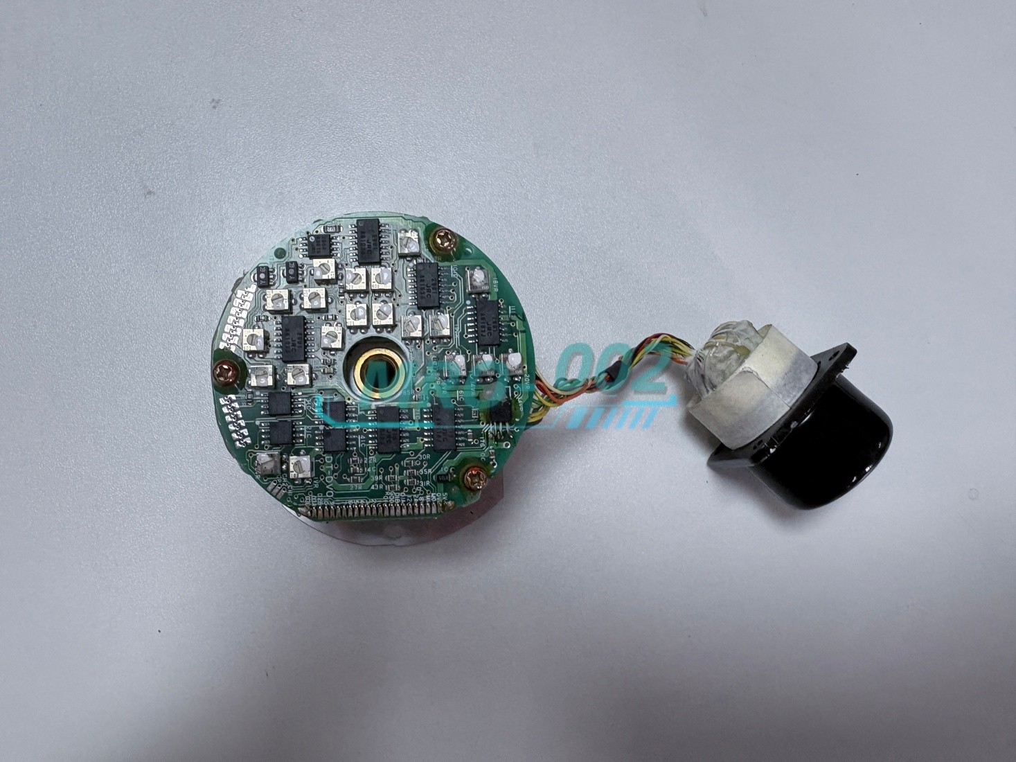 1PCS NEW UTMAH-B15ASB Yaskawa servo motor encoder Free delivery