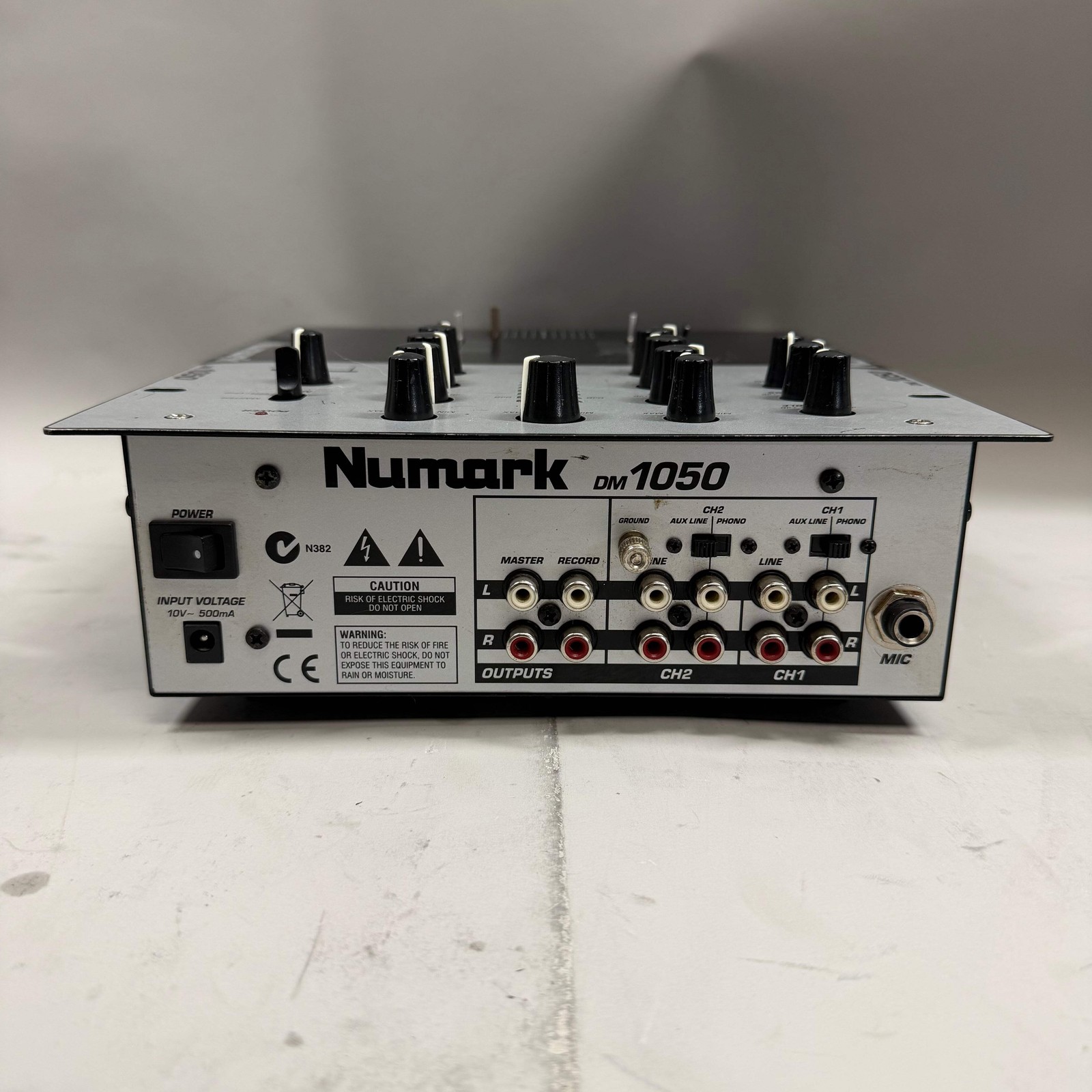 Nurmark Mixer Wired DM1050