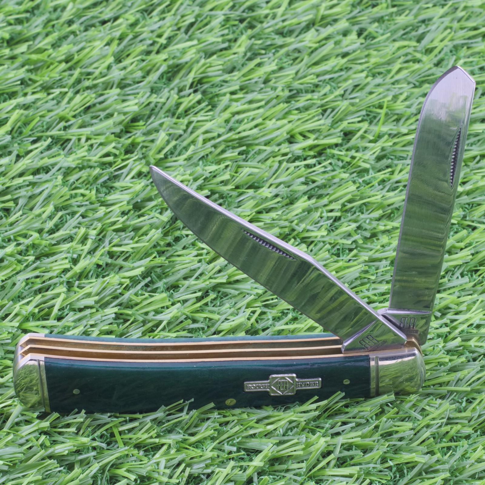Rough Rider Turquoise Smooth Bone Trapper Pocket Knife RR1253 2 Folding Blades