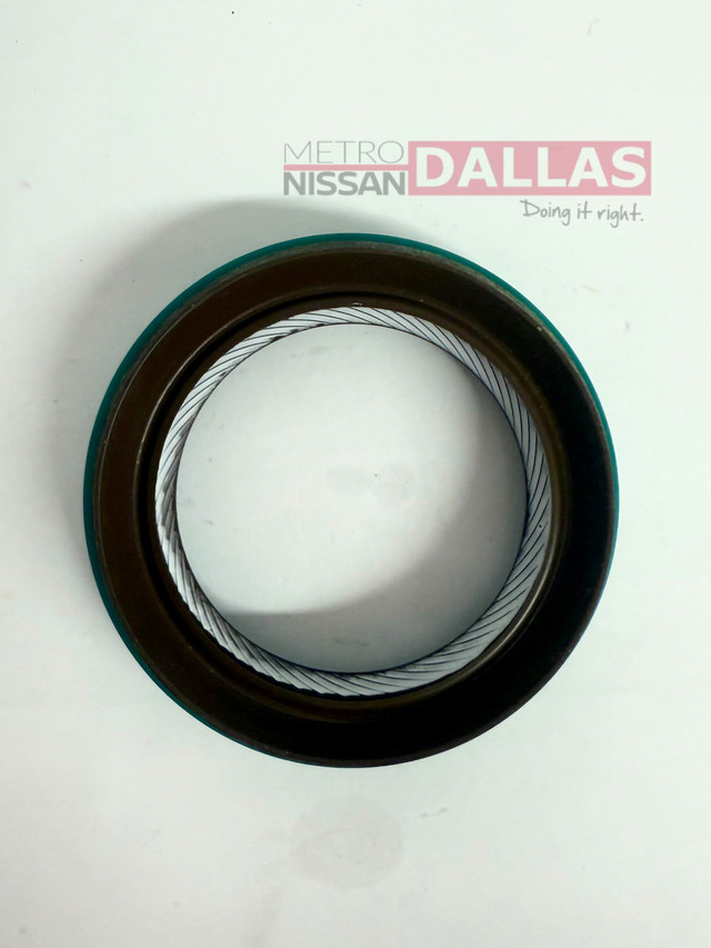 Genuine Nissan Output Shaft Seal 33216-4JA1A