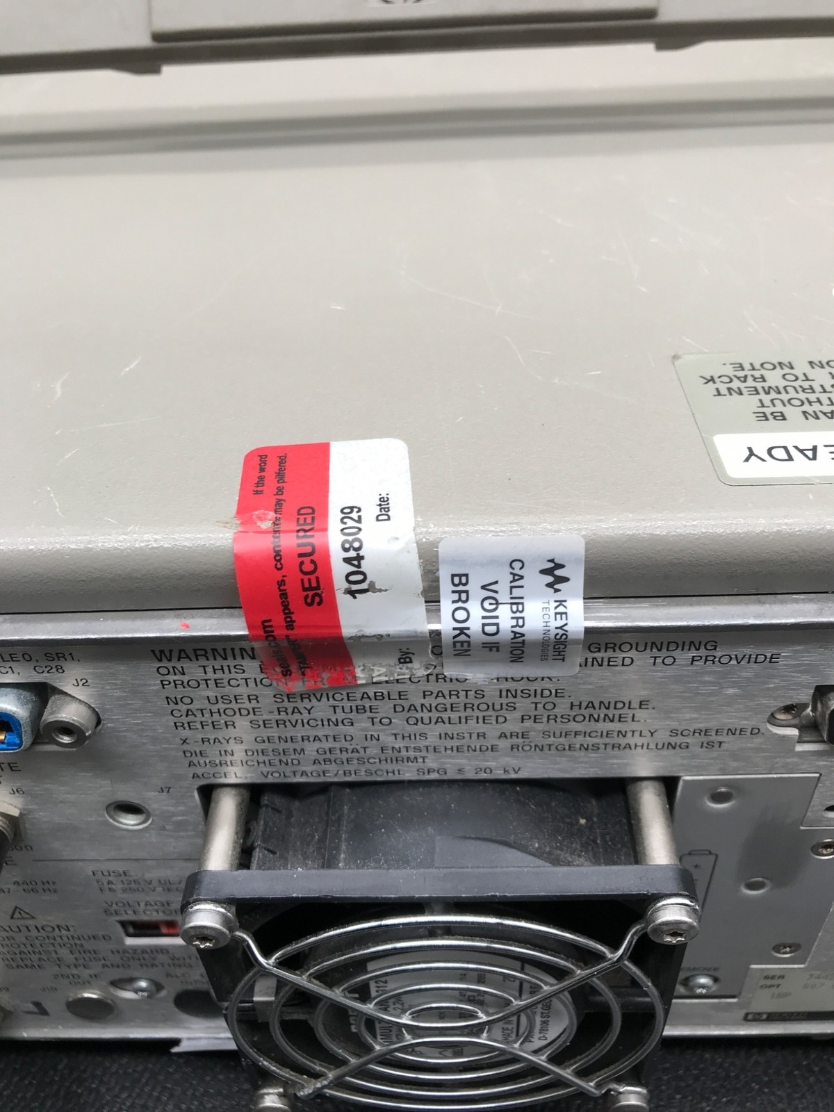 Hewlett-Packard 8565E Spectrum Analyzer 9kHz-50GHz USED
