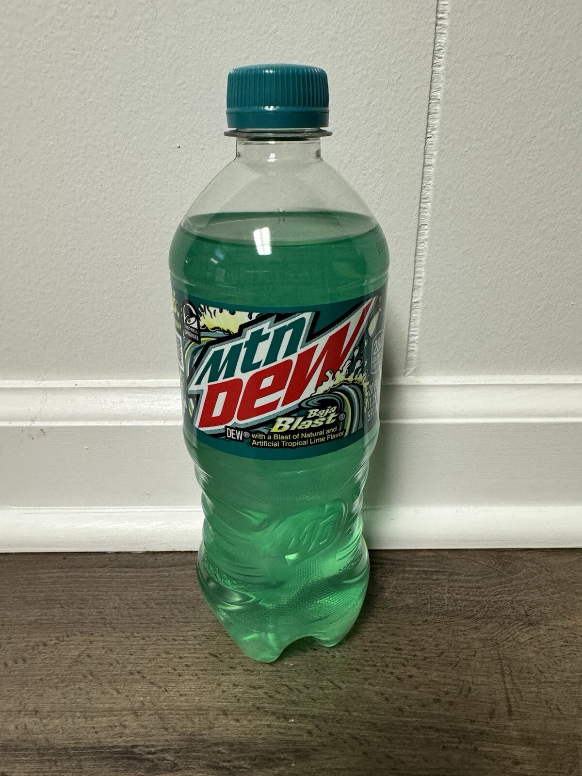 NEW Unopened Mountain Dew Baja Blast 20th Anniversary 20 oz bottle Taco Bell