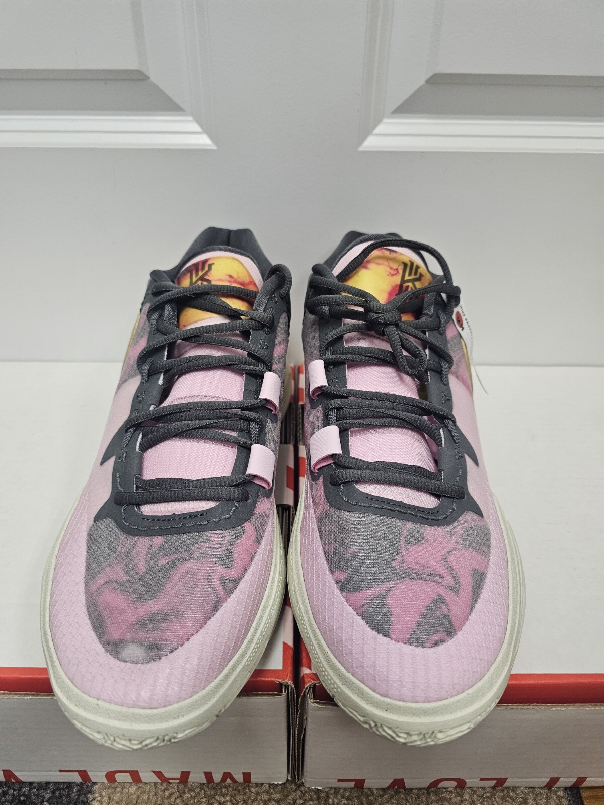 Nike Kyrie 8 ASW | Basketball Shoes | Purple/Pink | M 13 | W 14.5 | EU 47.5 -NEW