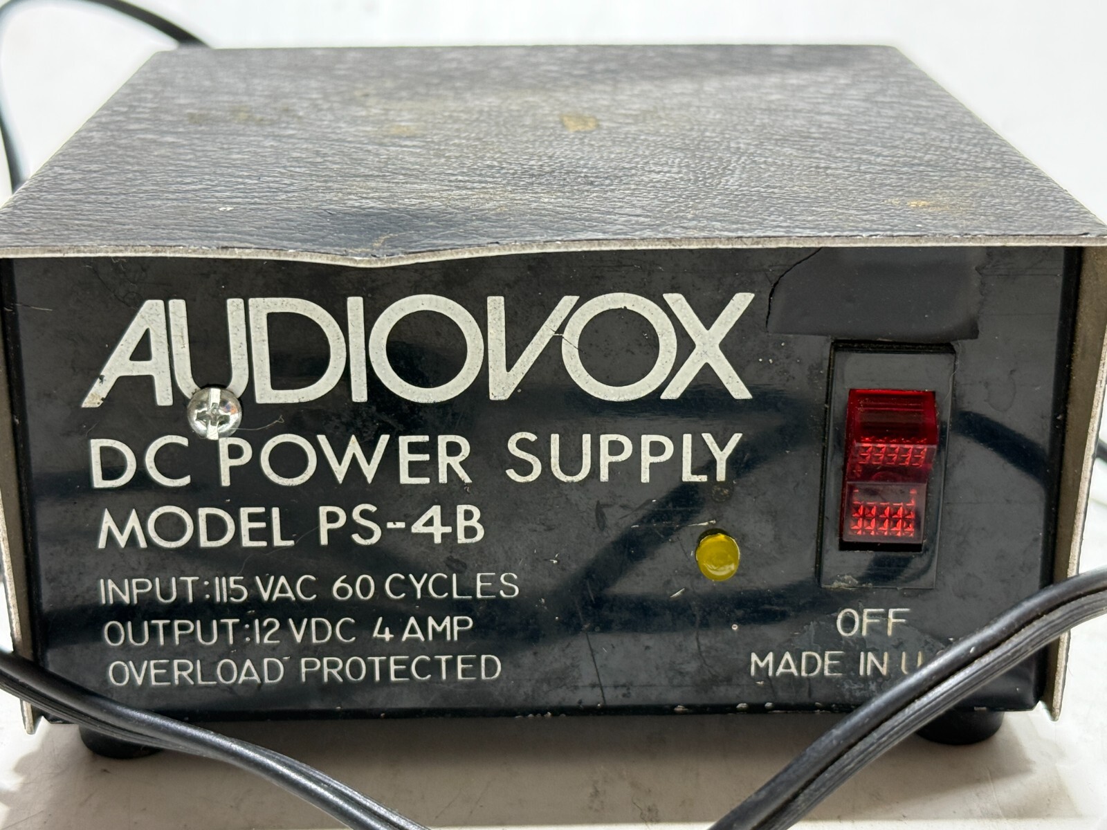 AUDIOVOX Model PS-4B 4AMP DC Power Supply