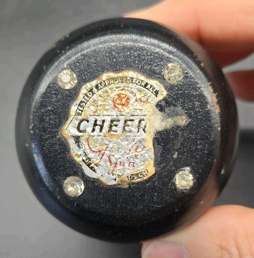 Vintage Cheerio Glitter Spin Yo-yo with Foil Label and All 8 Rhinestones!