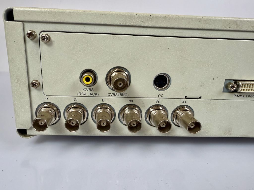 Chroma ATE 2327 Video Pattern Generator up to 250MHz NTSC PAL SECAM