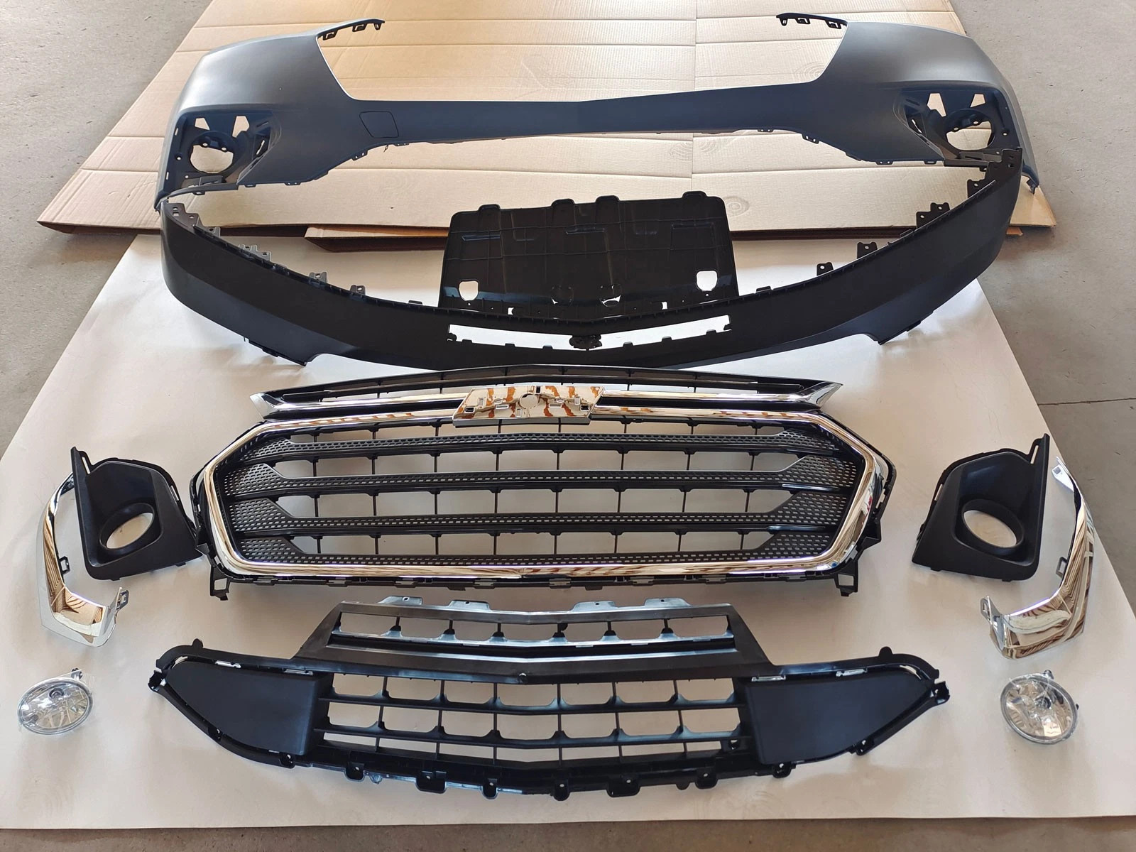 Front Bumper Cover Grille Assembly Kit Set For Chevy Traverse 2018-2021