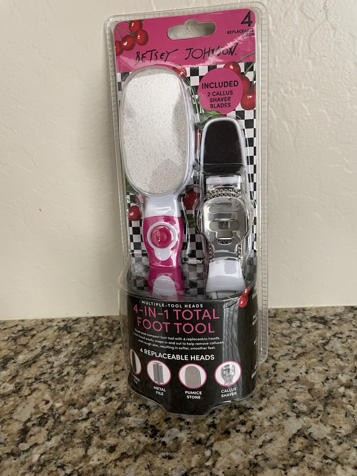 Betsey Johnson Foot Spa Tools 4 Piece Pumice Stone & File