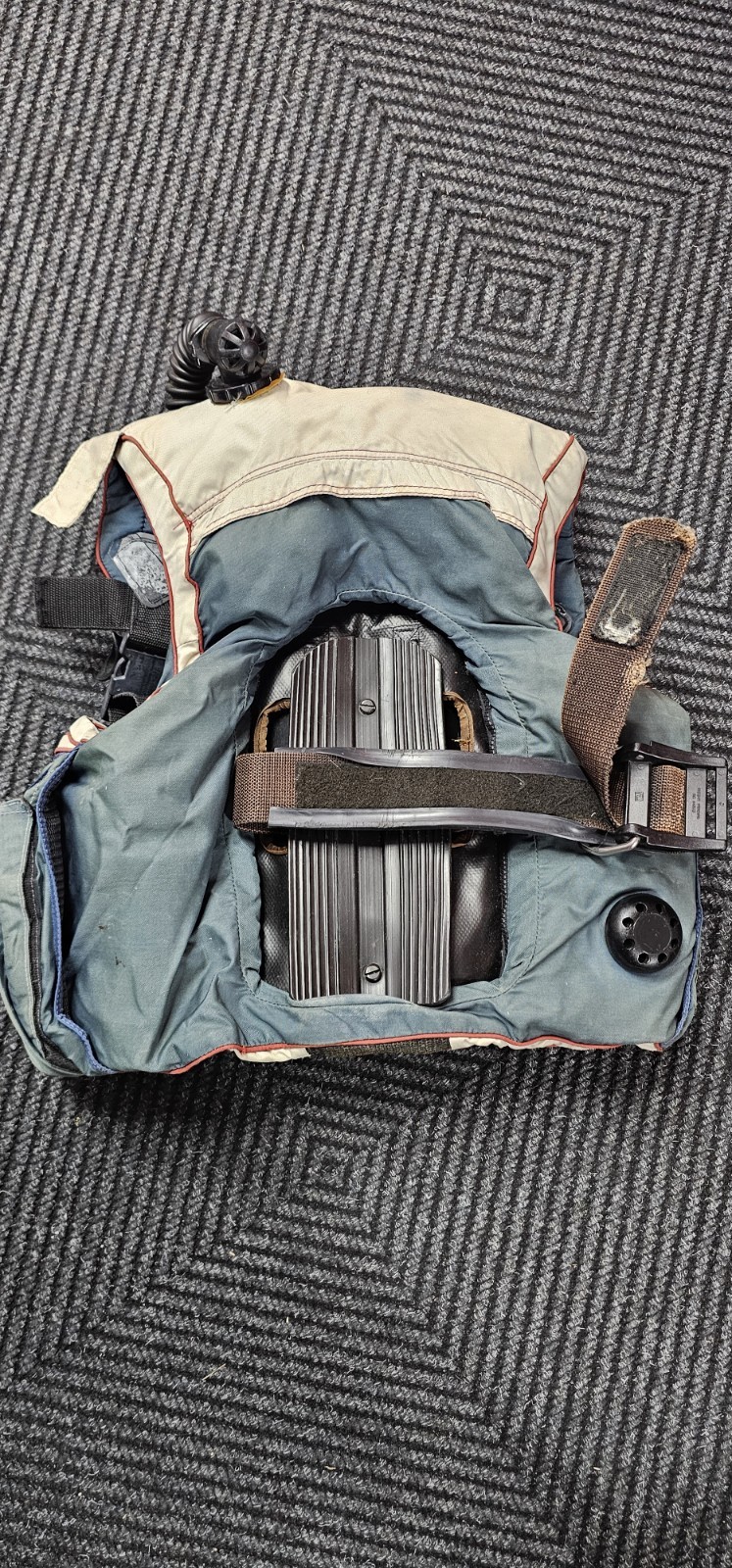 Sherwood Scuba Avid Buoyancy Compensator BCD Size Small