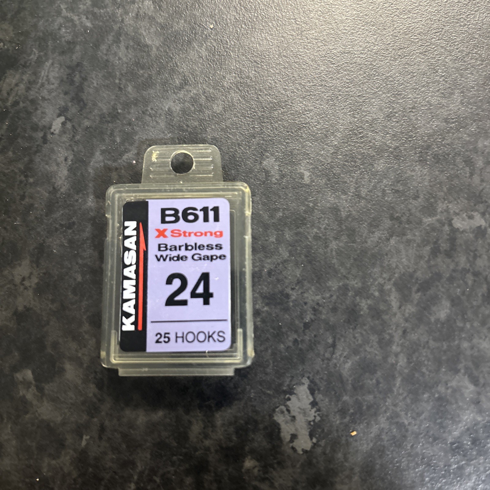 Kamasan B611 X Strong Barbless Wide Gape Size 24 Qty 25 in pk