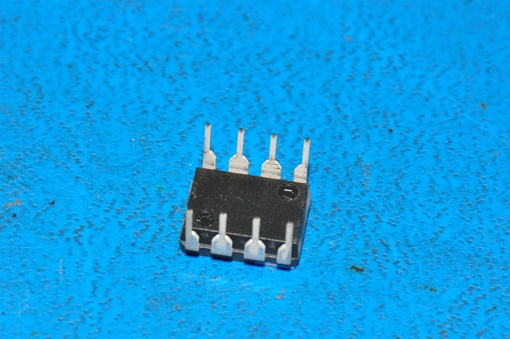 New (3pcs) AD621BN ANALOG DEVICES IC Linear