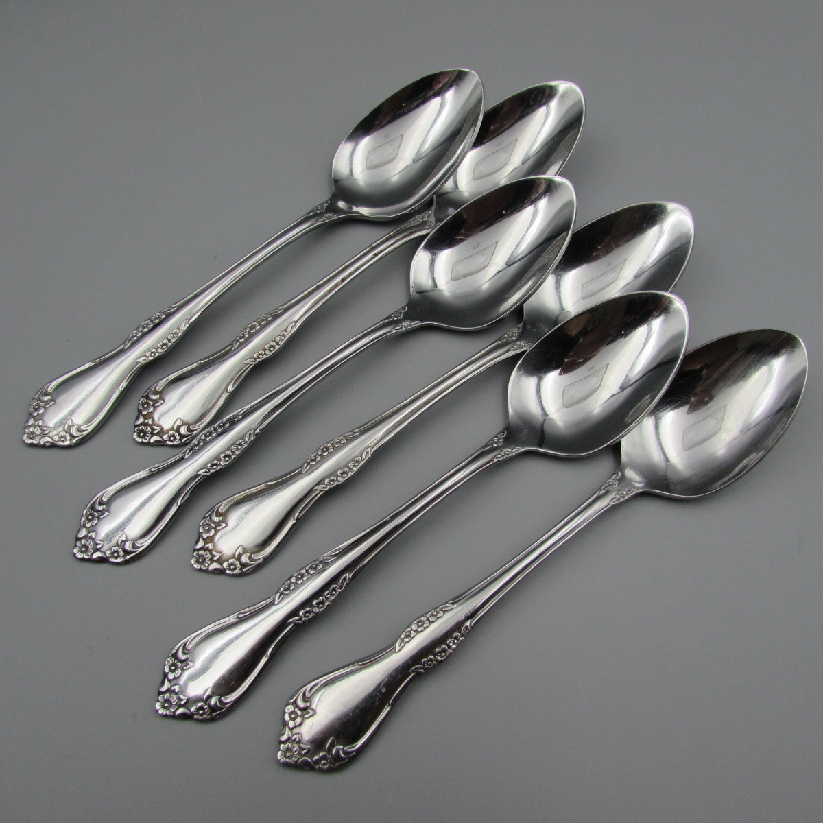 WM Rogers Oneida Stainless MANSFIELD Teaspoons - Set of Six - Used